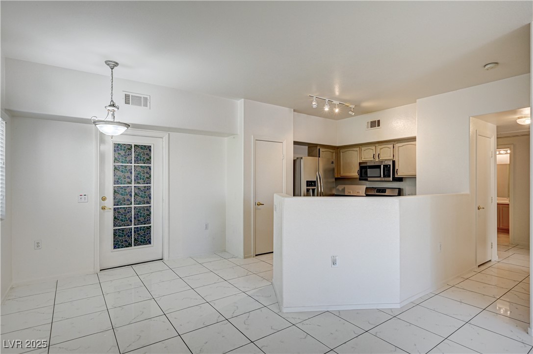 3400 Cabana Drive 1068