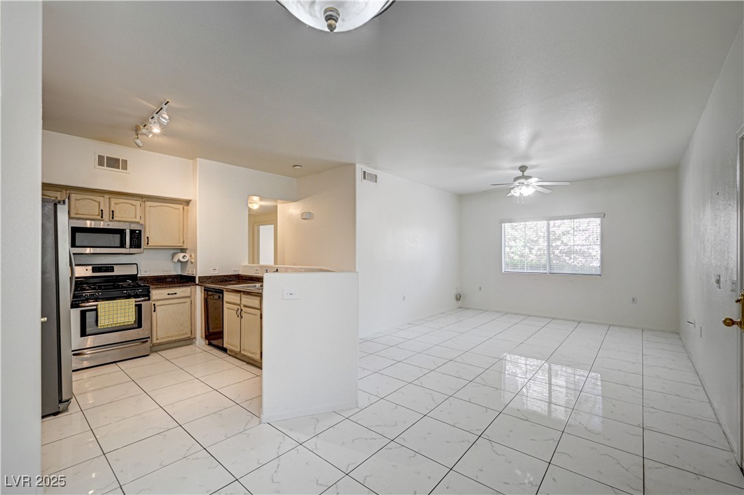 3400 Cabana Drive 1068