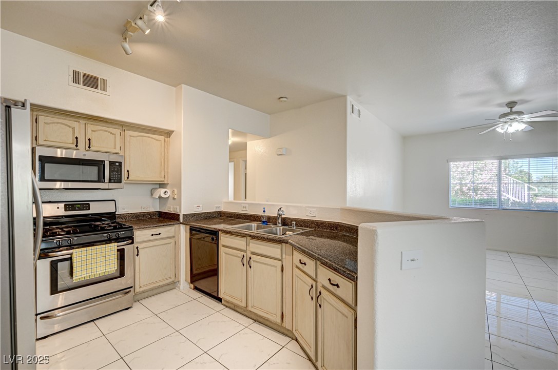 3400 Cabana Drive 1068