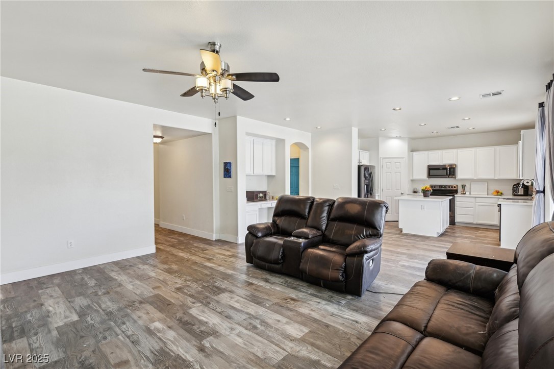 564 Lampshire Lane