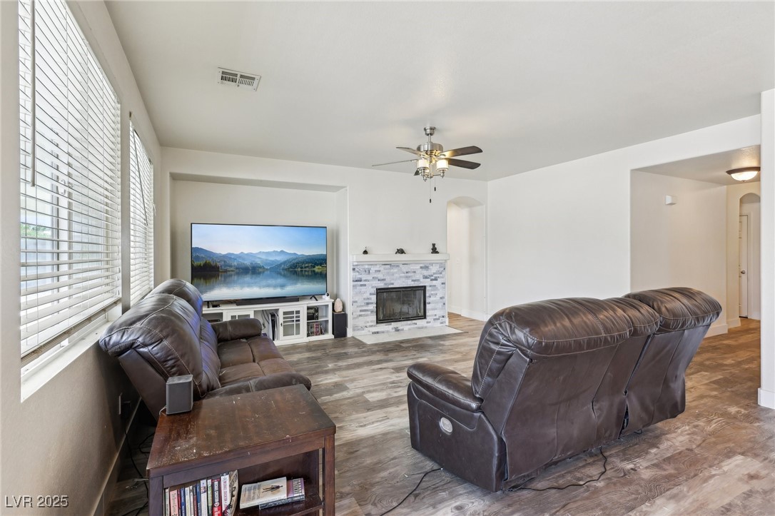 564 Lampshire Lane