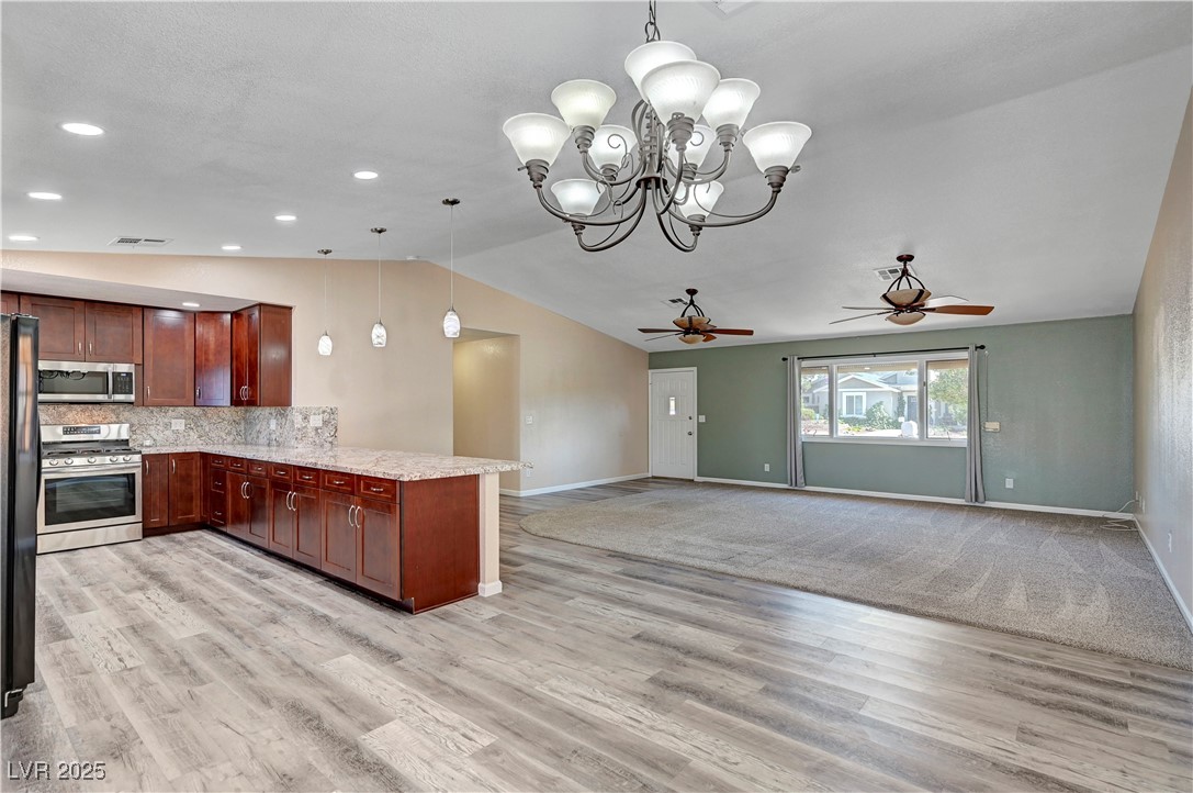 1560 Arabian Drive