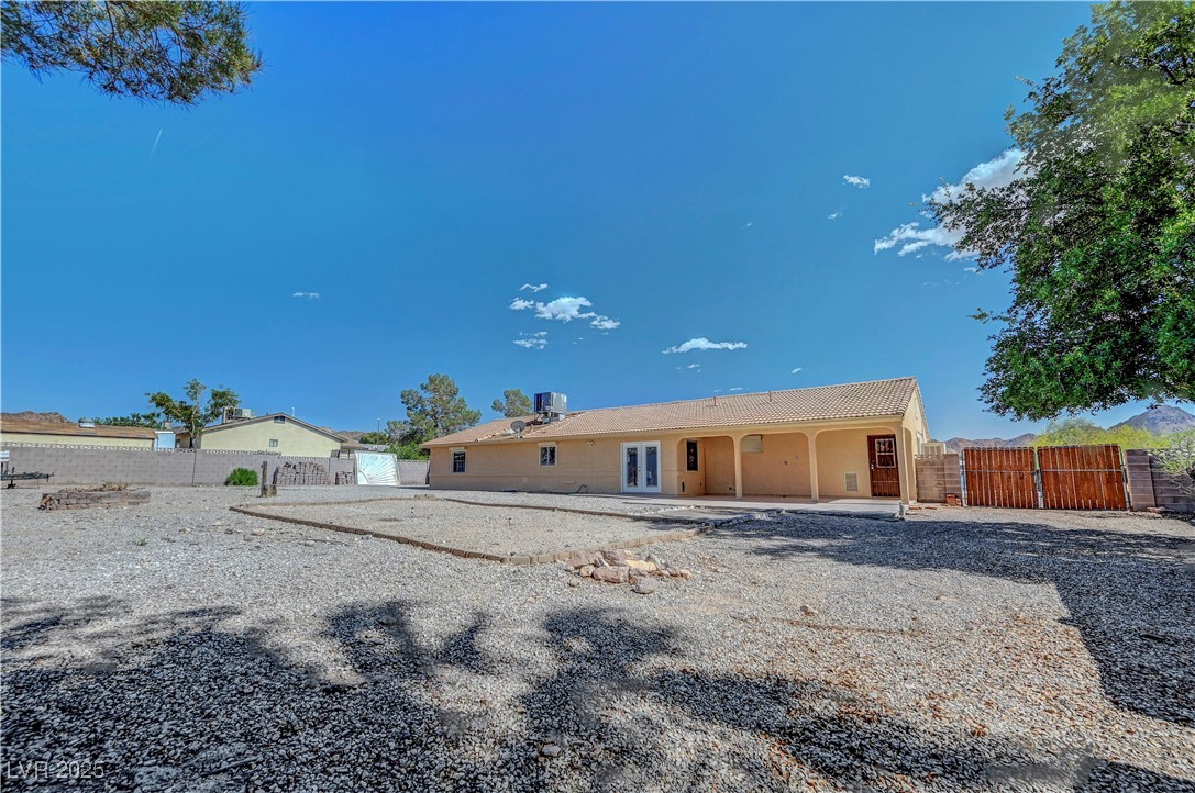 1560 Arabian Drive