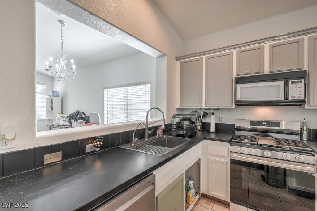 2920 Riarosa Court
