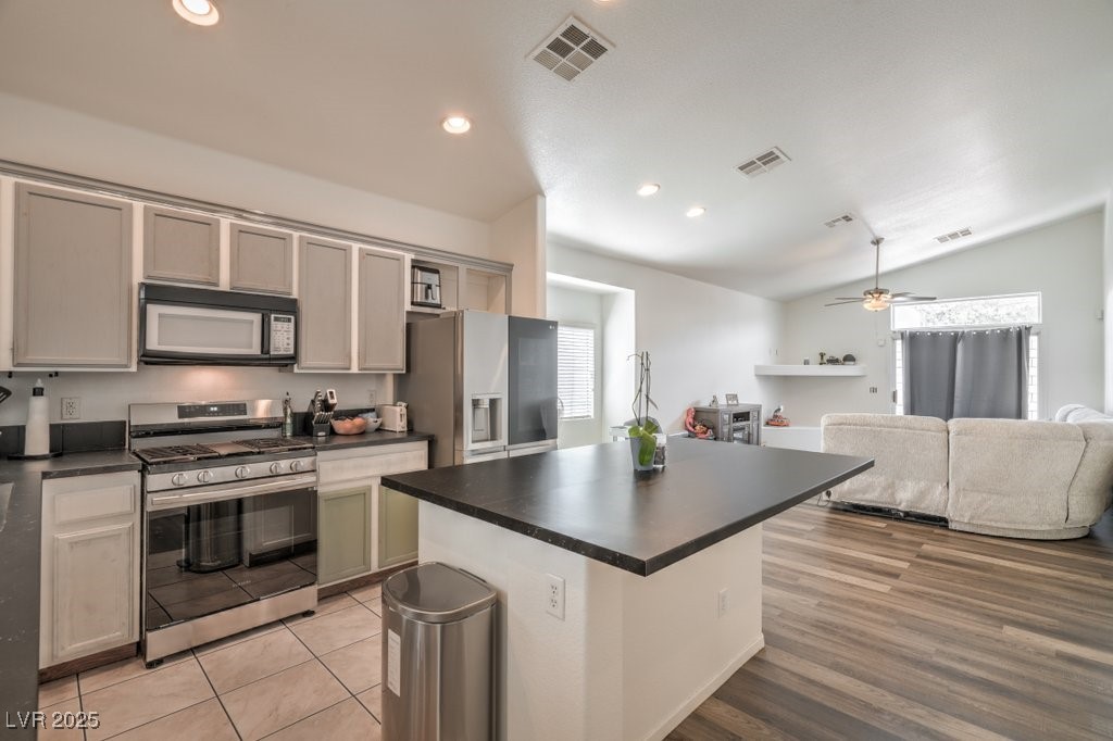 2920 Riarosa Court