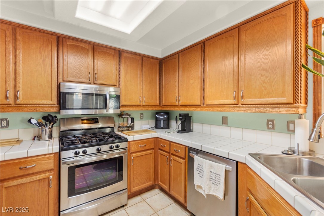 9522 Arrowhead Falls Court