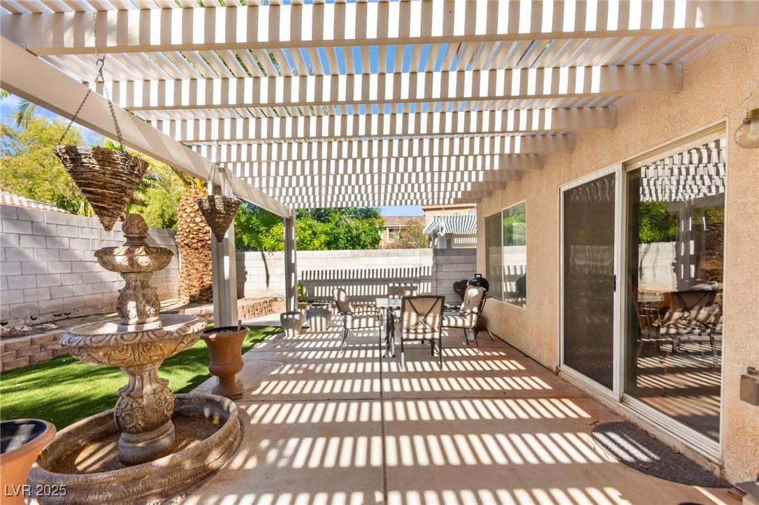 9522 Arrowhead Falls Court