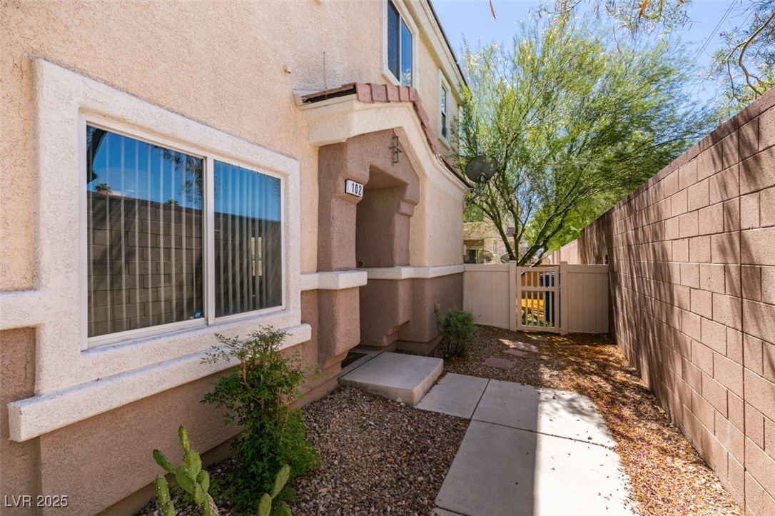 5509 Ante Up Court 102