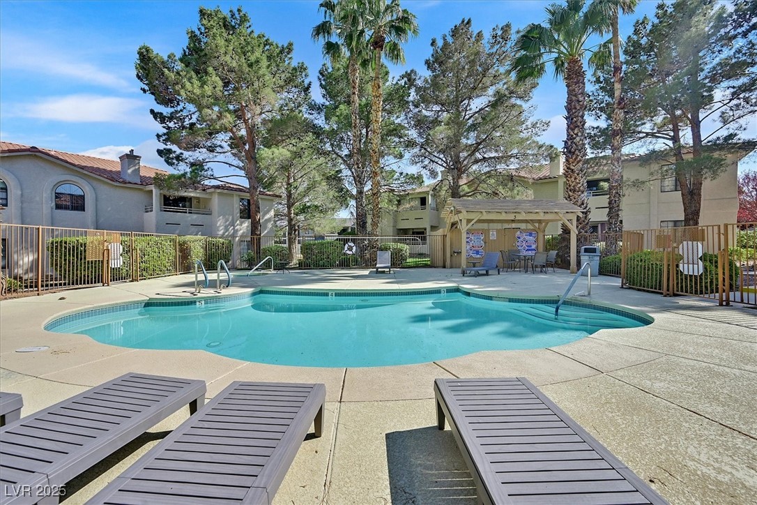 2633 South Durango Drive 204