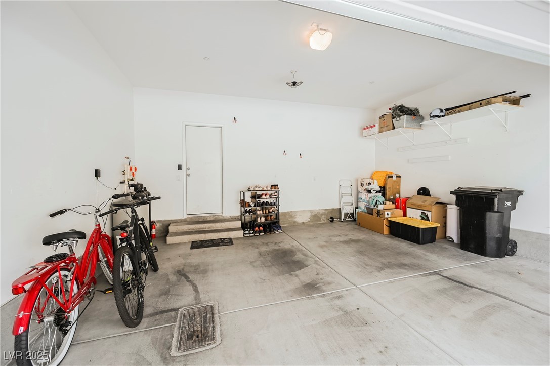 6228 Haiku Stairs Street