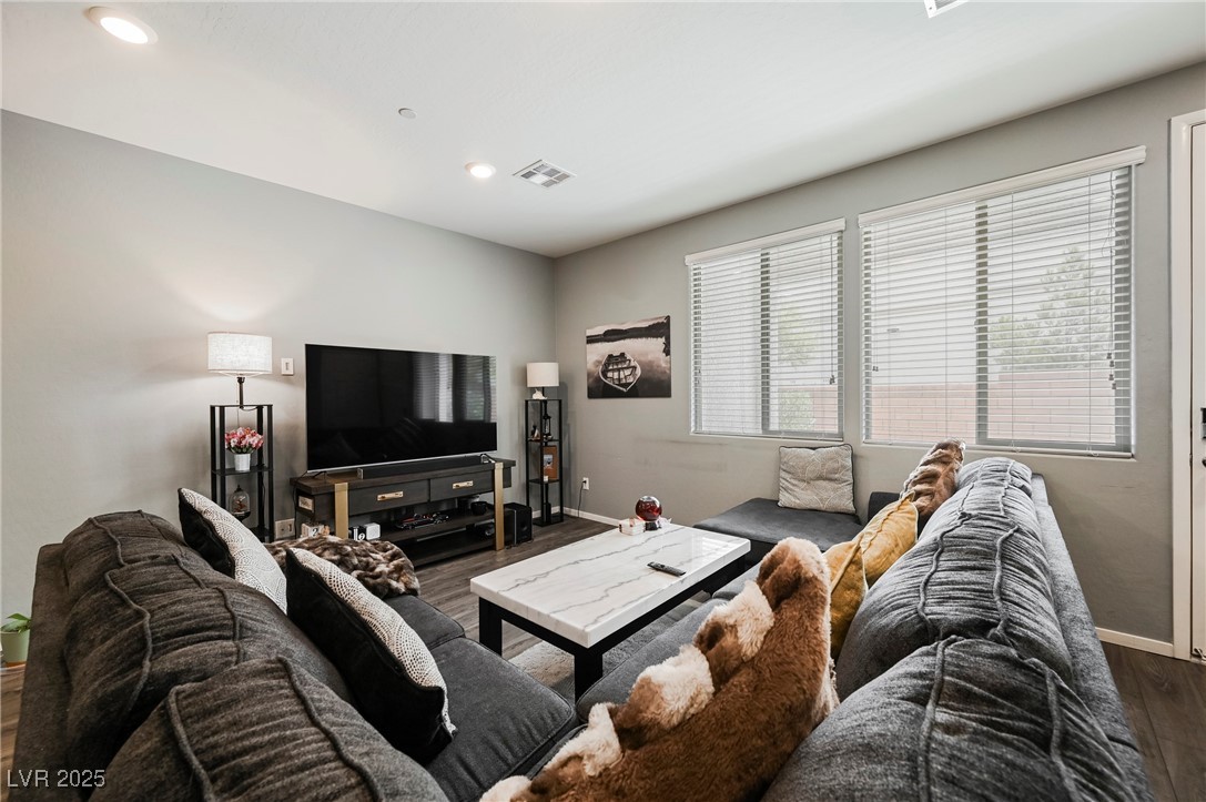 6228 Haiku Stairs Street