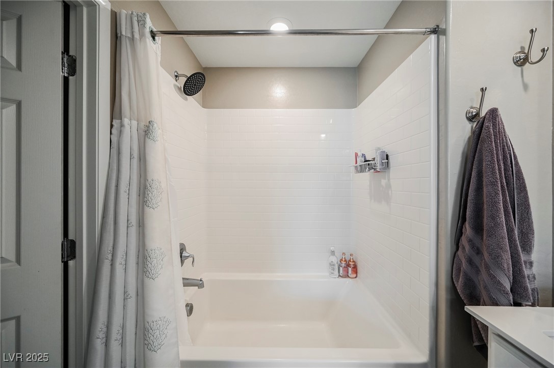 6228 Haiku Stairs Street