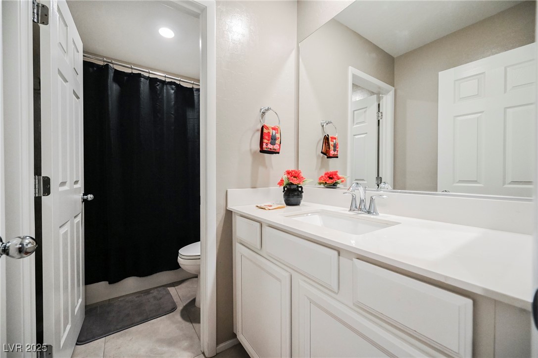 6228 Haiku Stairs Street