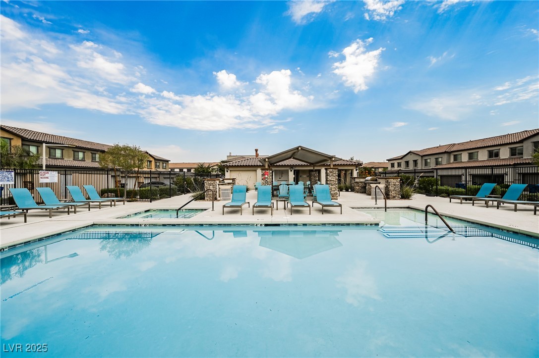 6228 Haiku Stairs Street