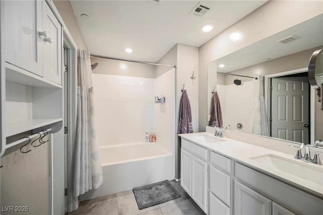 6228 Haiku Stairs Street