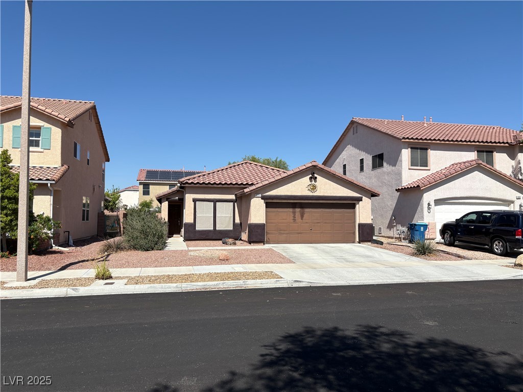 8237 Cline Mountain Street