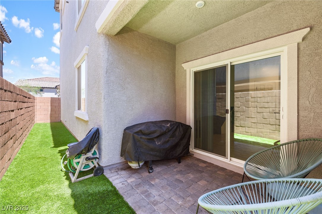 1323 Cerulean Avenue