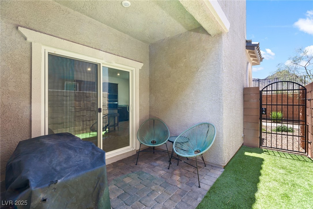 1323 Cerulean Avenue