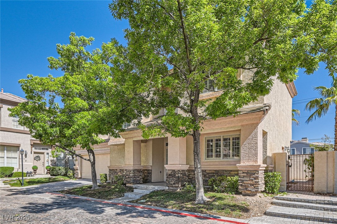 8040 Arcadian Lane
