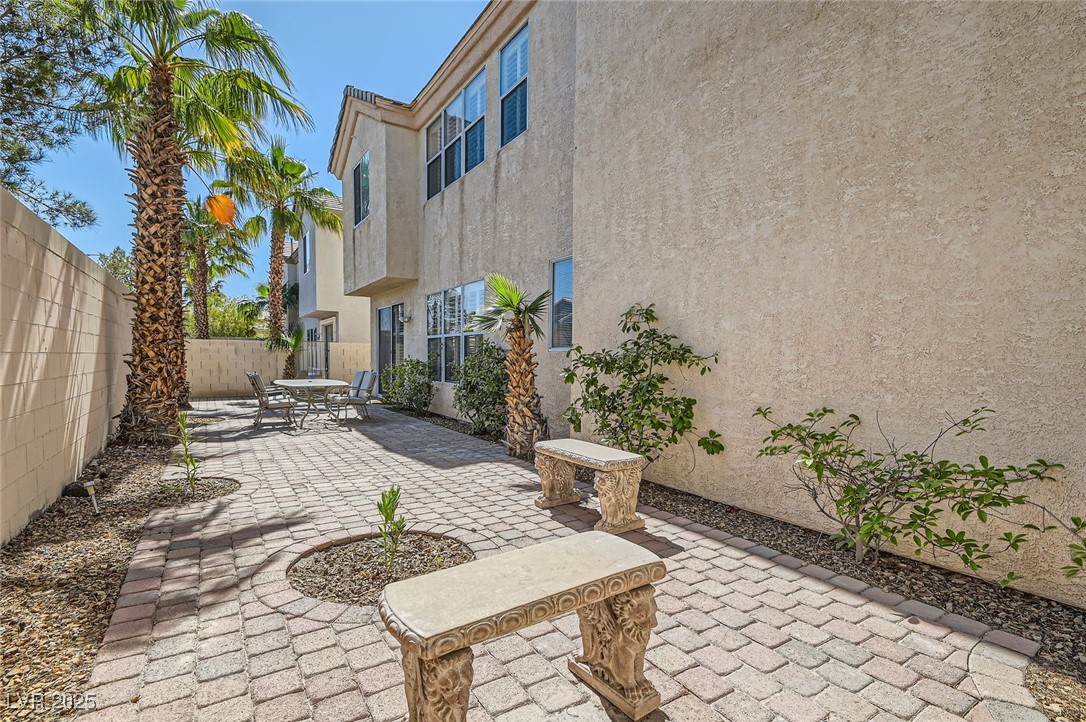 8040 Arcadian Lane