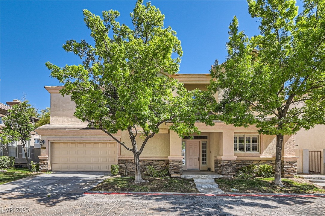 8040 Arcadian Lane