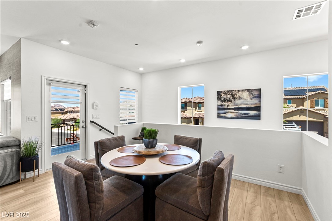 295 Callen Falls Avenue 2225