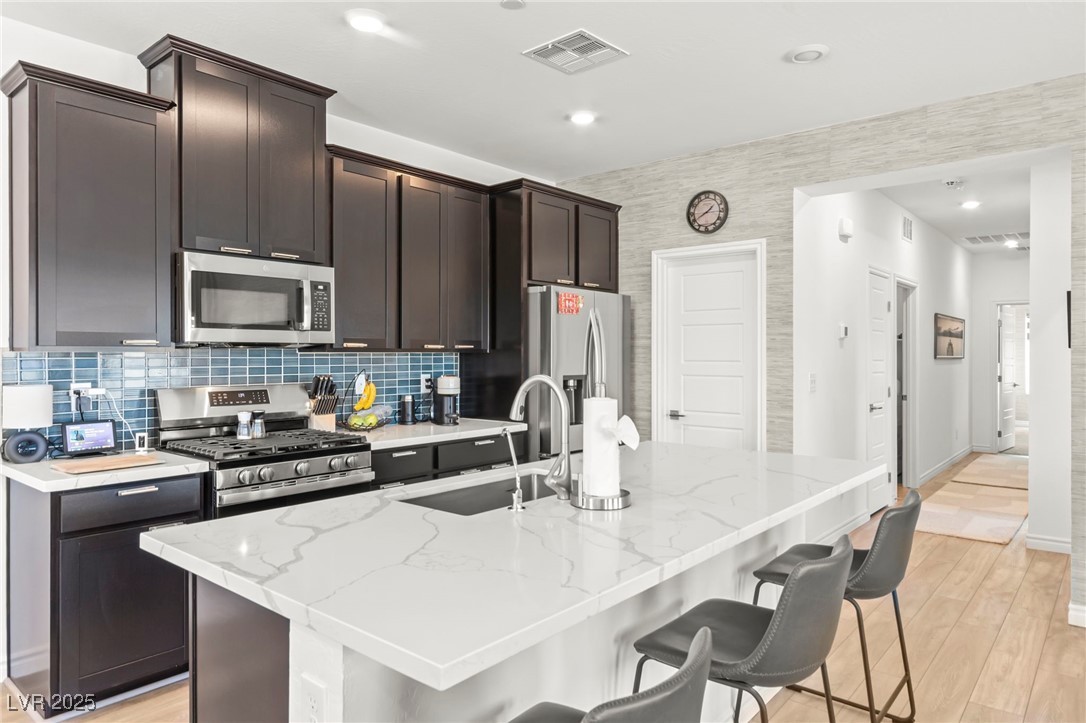 295 Callen Falls Avenue 2225