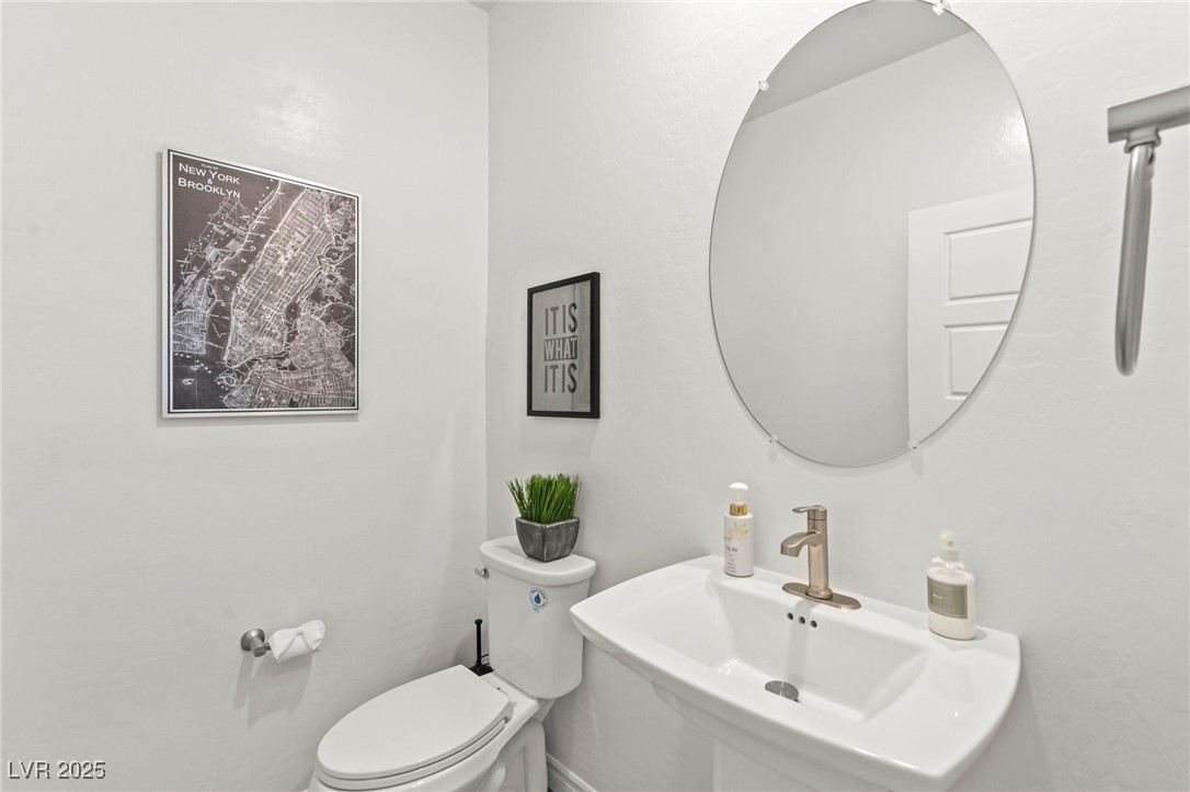295 Callen Falls Avenue 2225