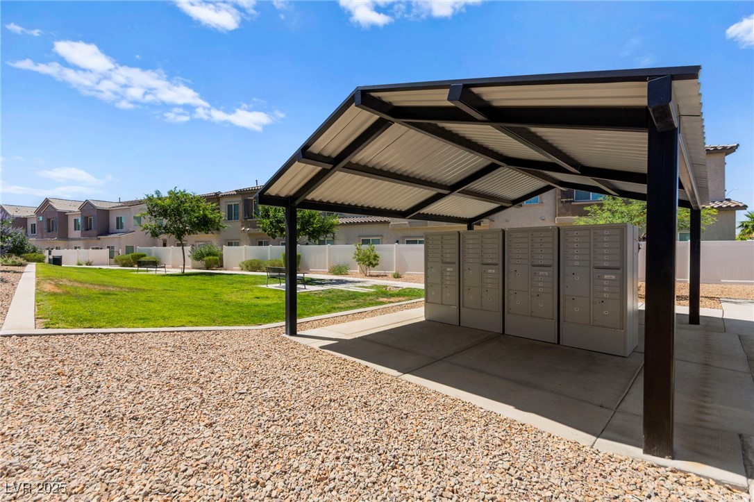 295 Callen Falls Avenue 2225