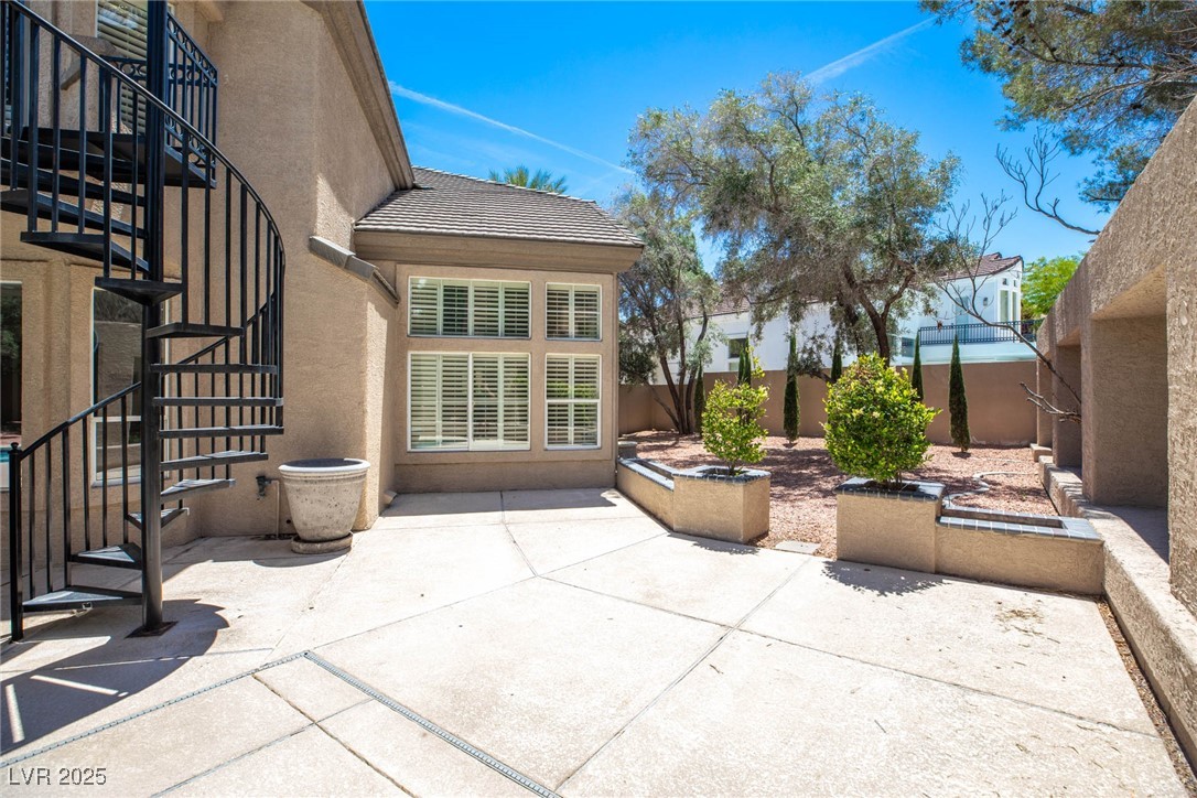 8800 Cortile Drive