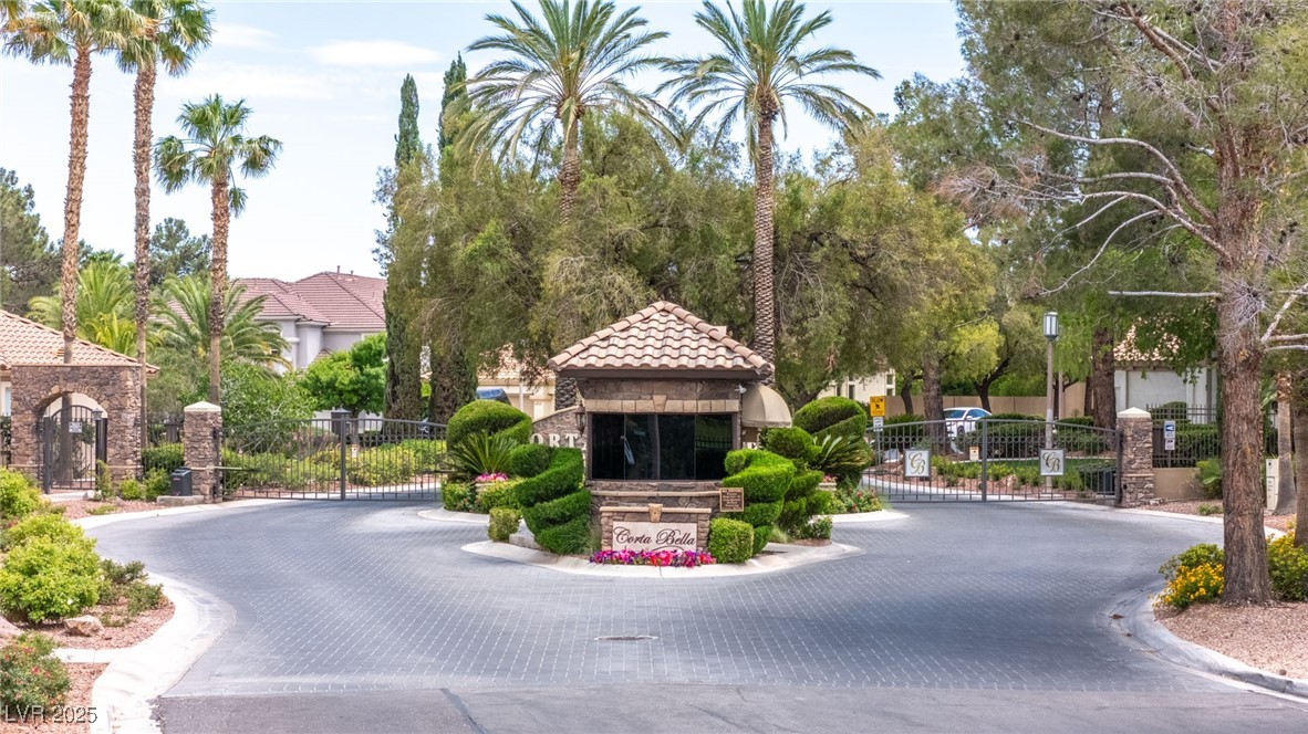 8800 Cortile Drive