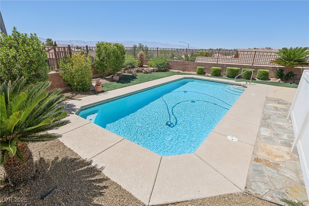 2284 Carambala Lane