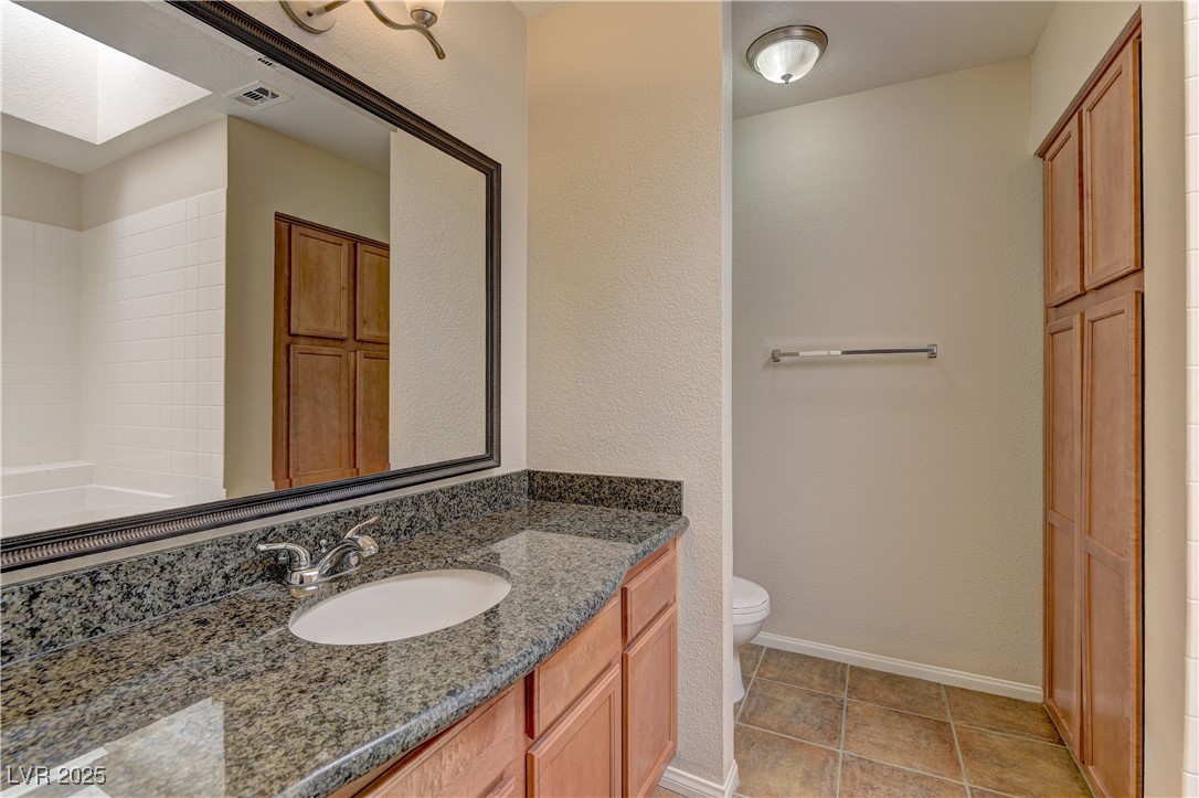 3145 East Flamingo Road 2080