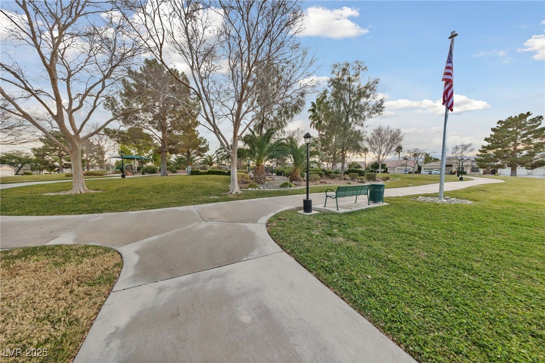 5823 Falling Stream Avenue