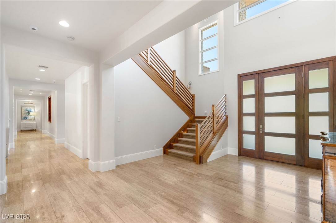 11 Misty Peaks Court