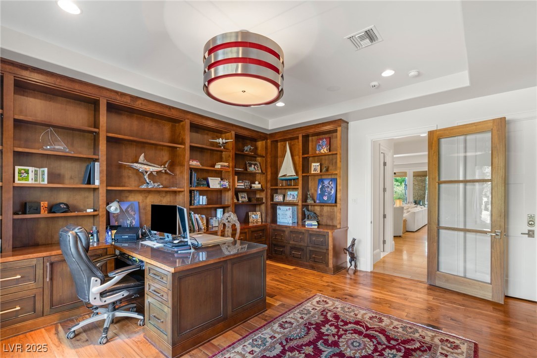 11 Misty Peaks Court