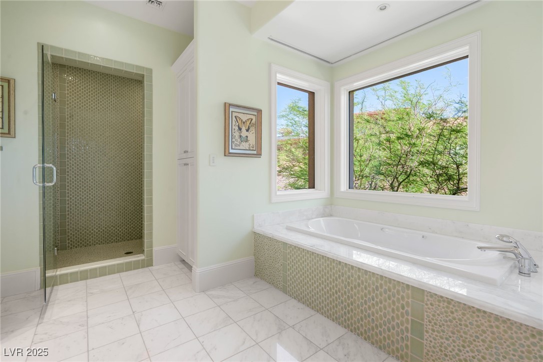 11 Misty Peaks Court