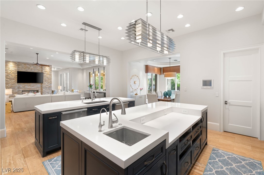 11 Misty Peaks Court