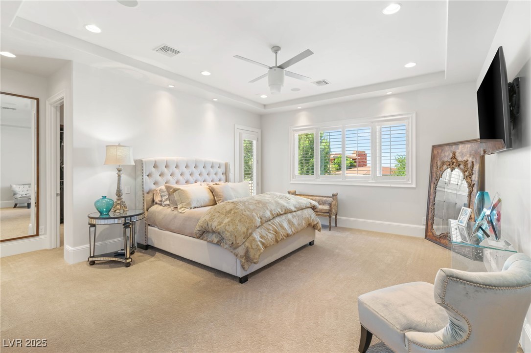 11 Misty Peaks Court