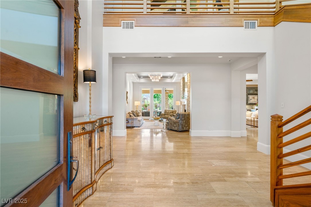 11 Misty Peaks Court