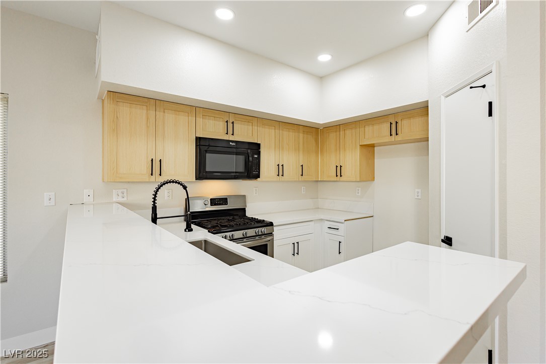 4810 Grey Wolf Lane 104