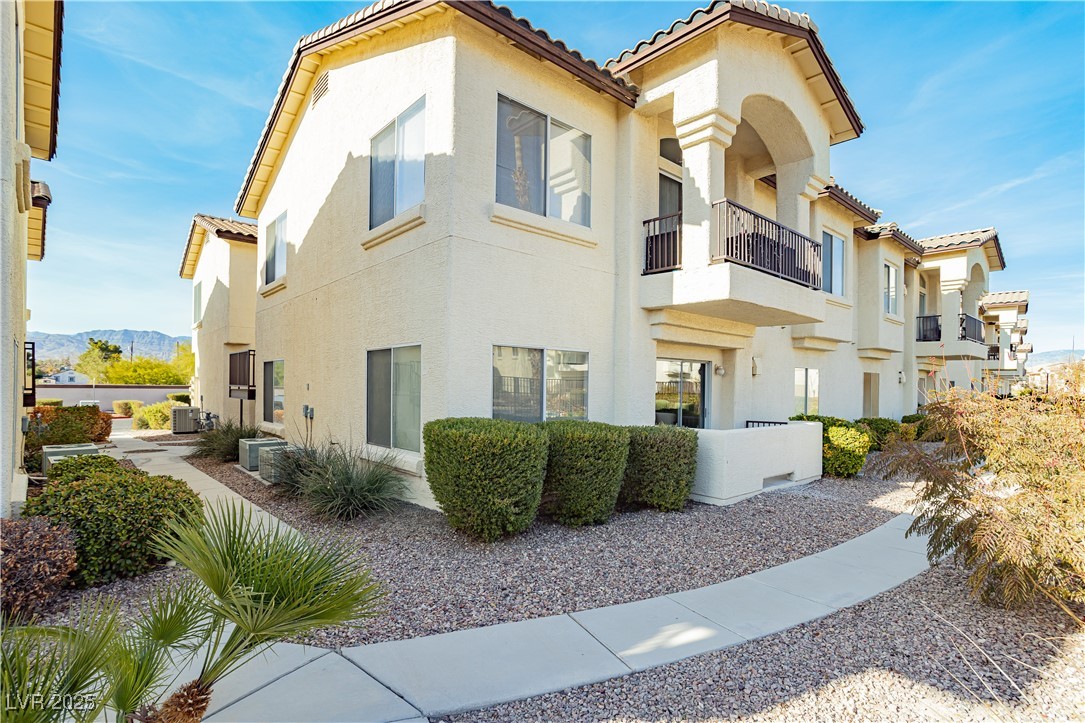 4810 Grey Wolf Lane 104