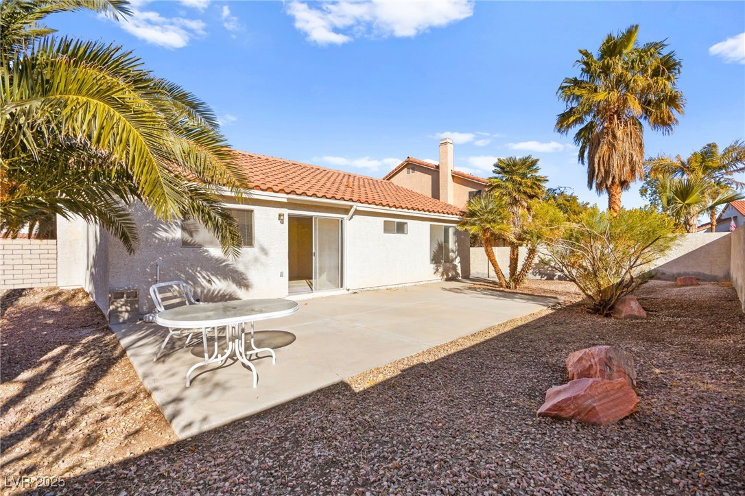 433 Old Palms Drive