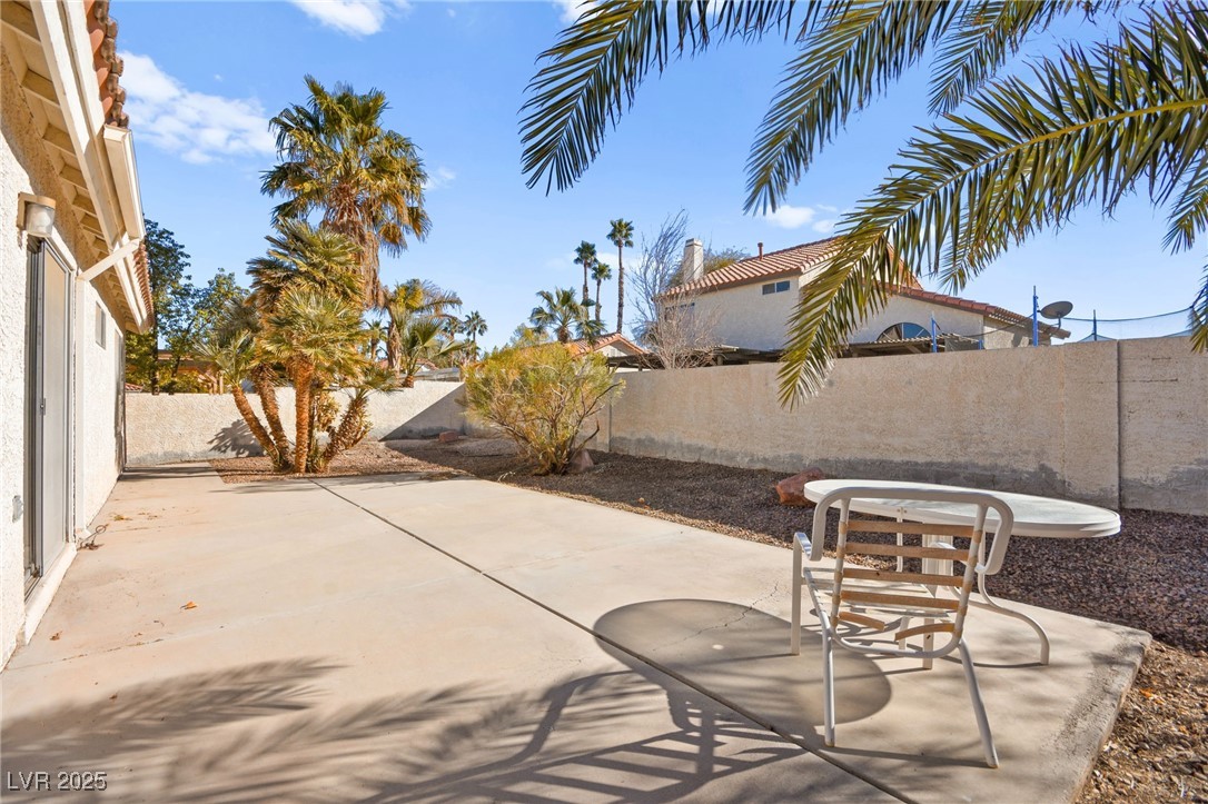433 Old Palms Drive