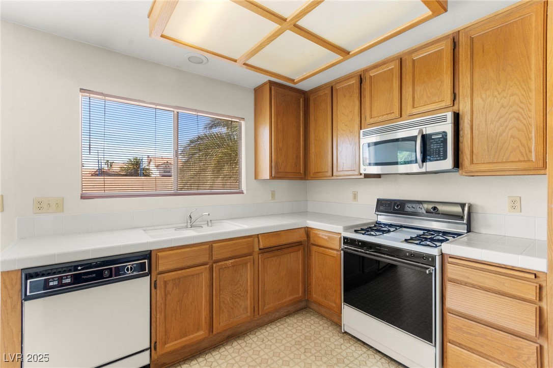 433 Old Palms Drive