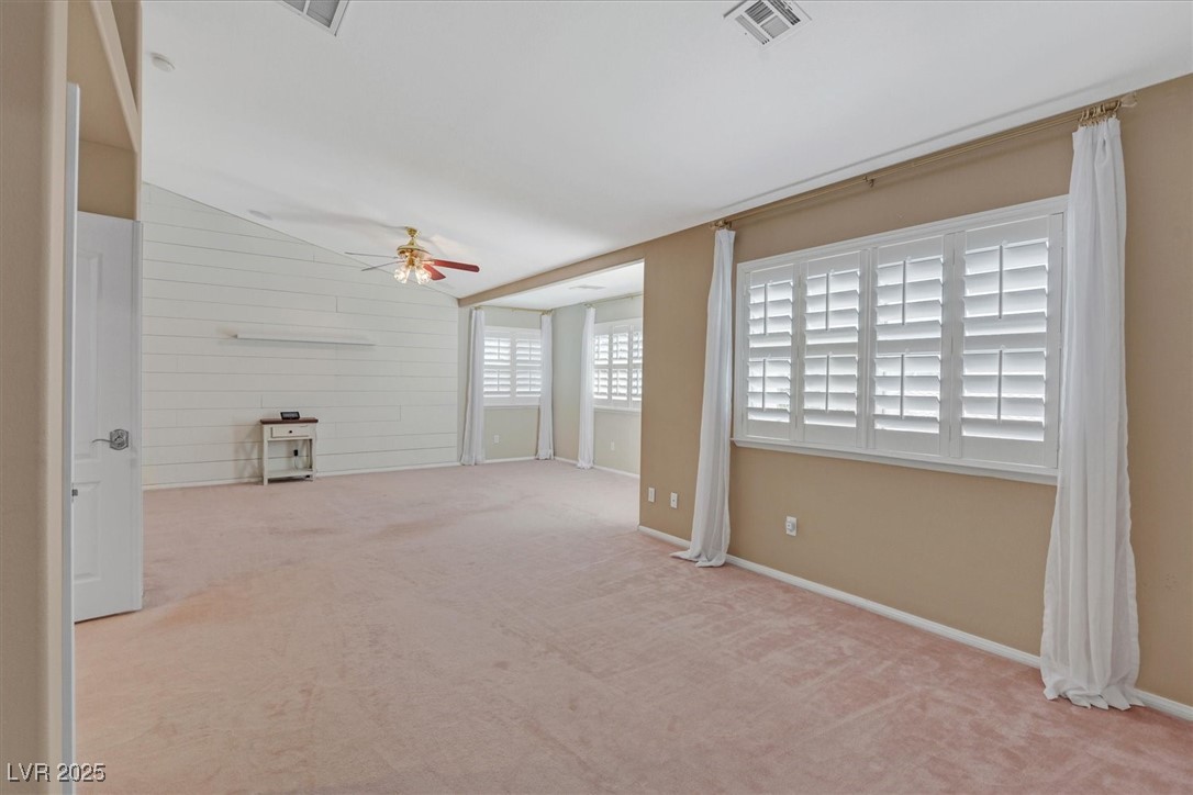 2555 Antique Blossom Avenue