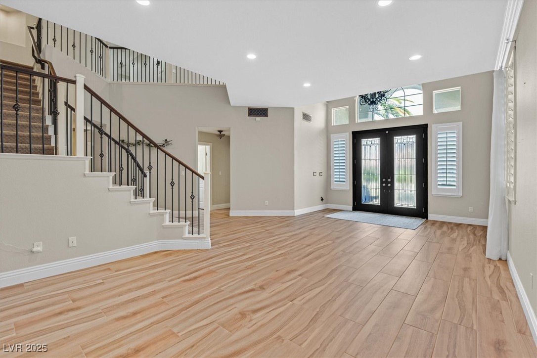 2555 Antique Blossom Avenue