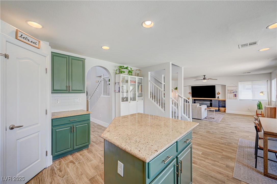 412 ORCHID OASIS Avenue