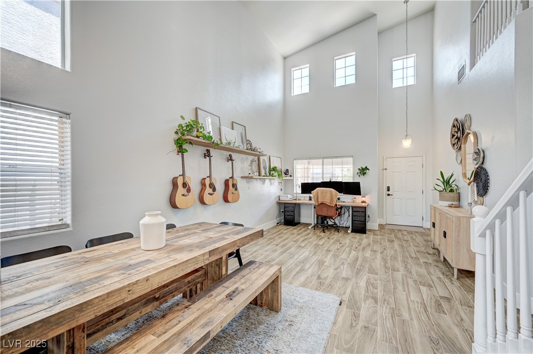 412 ORCHID OASIS Avenue