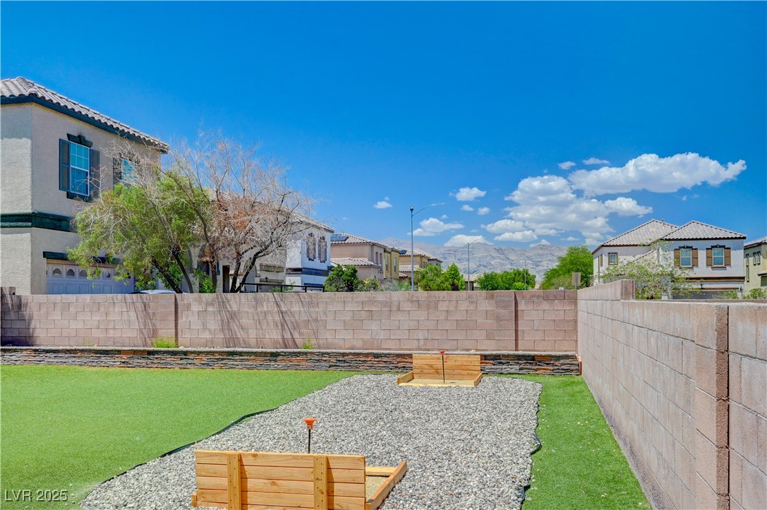 412 ORCHID OASIS Avenue